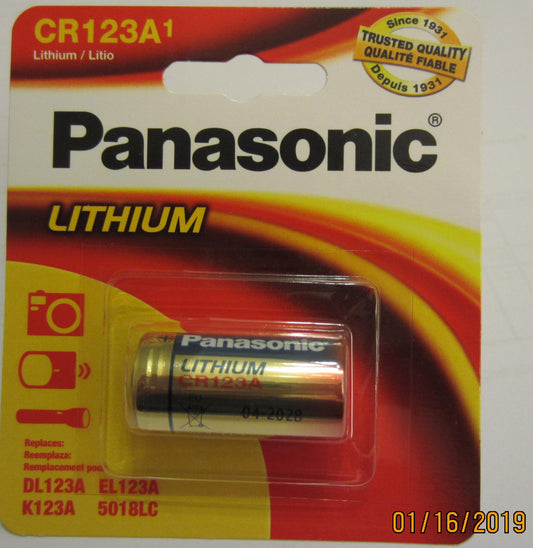 PANASONIC CR123 CARDED